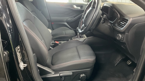 Used Ford Focus 2019 for sale - 78132670: Photo 14