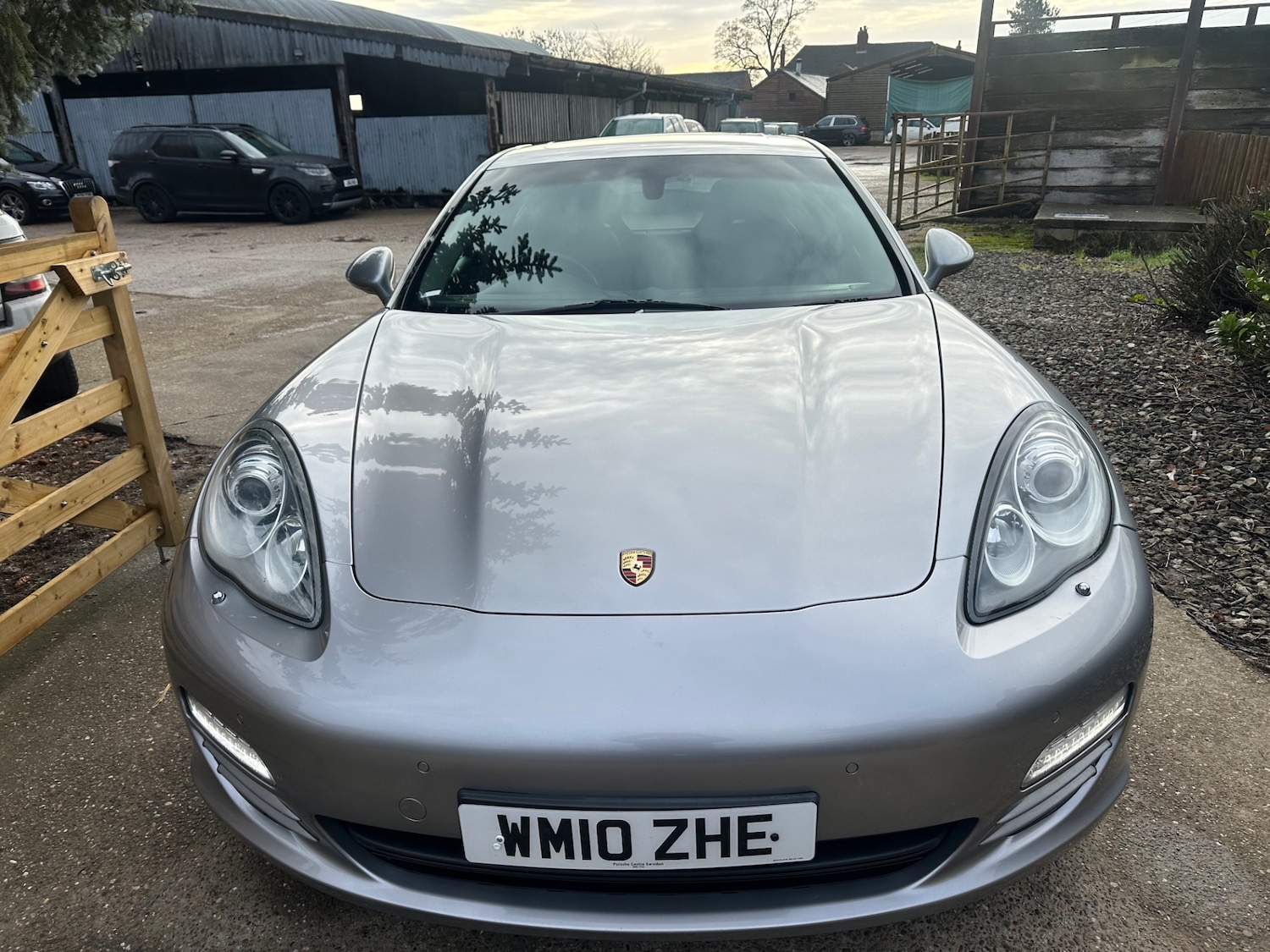 Used Porsche Panamera 2010 for sale - 76799482: Photo 2