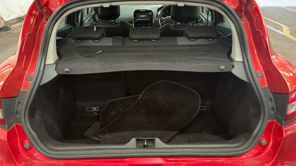 Used Renault Clio 2013 for sale - 78207215: Photo 7