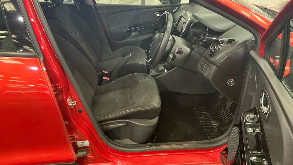 Used Renault Clio 2013 for sale - 78207215: Photo 9