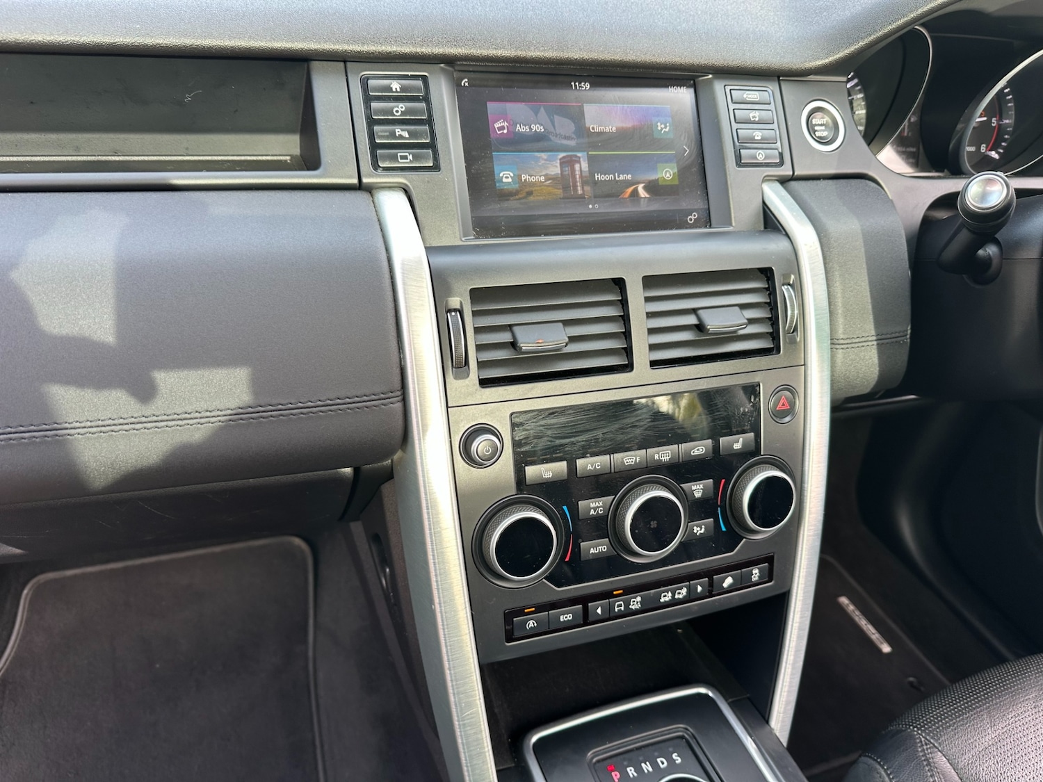 Used Land Rover Discovery Sport 2015 for sale - 76384715: Photo 15