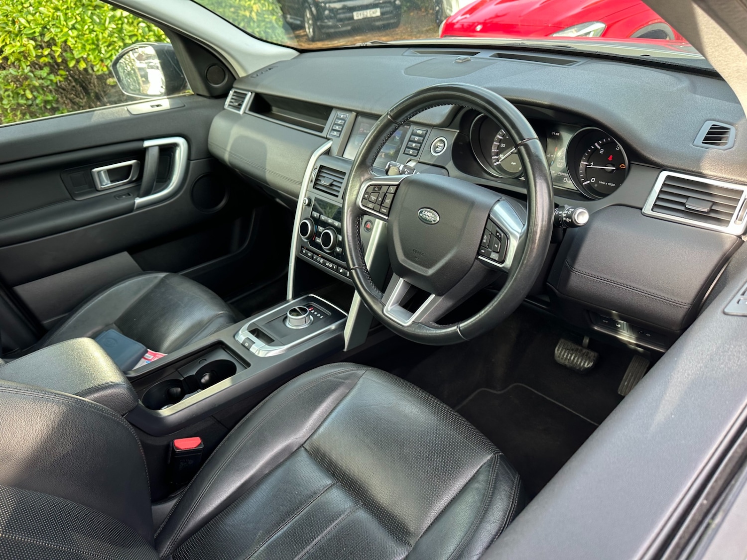 Used Land Rover Discovery Sport 2015 for sale - 76384715: Photo 8