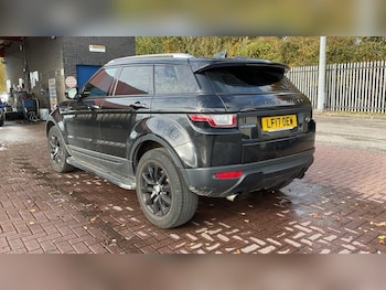Used Land Rover Range Rover Evoque 2017 for sale - 76421030: Photo