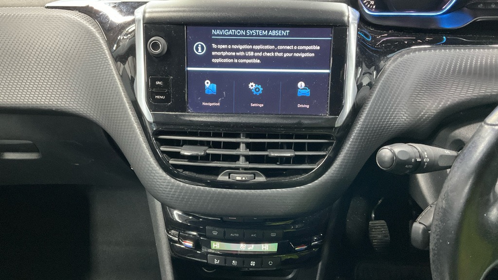 Used Peugeot 2008 2017 for sale - 77337688: Photo 11