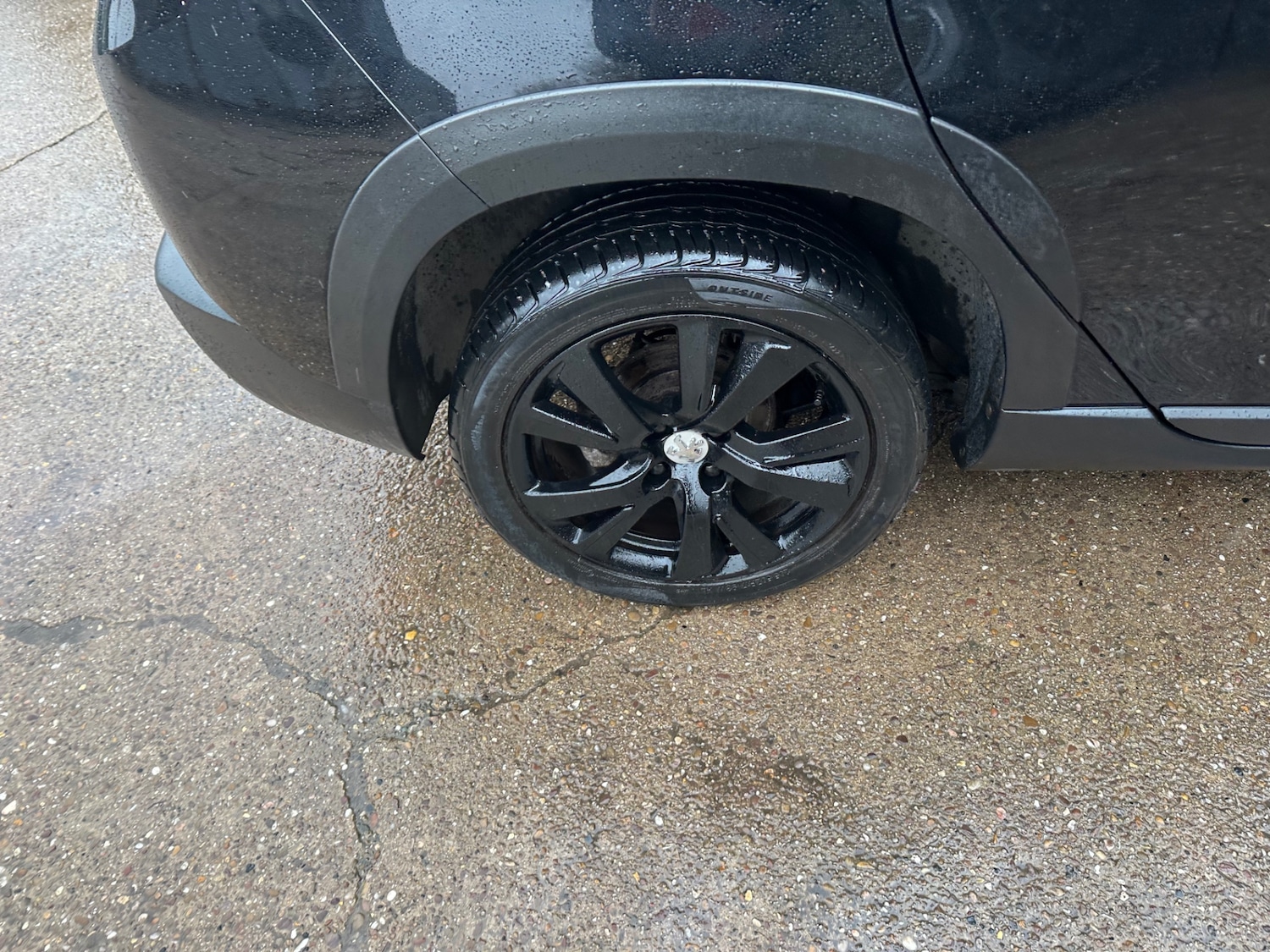 Used Peugeot 2008 2017 for sale - 77337688: Photo 18