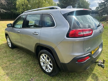 Used Jeep Cherokee 2015 for sale - 75270771: Photo