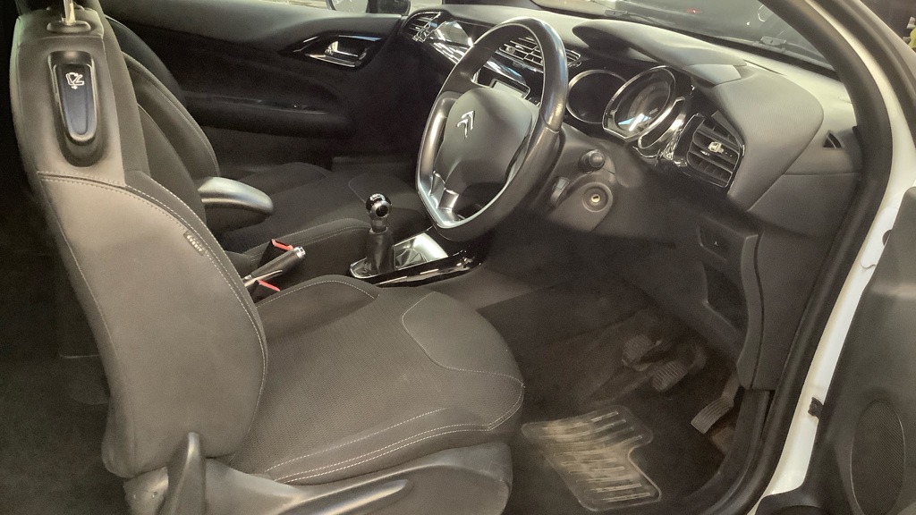 Used Citroen DS3 2012 for sale - 76979456: Photo 13