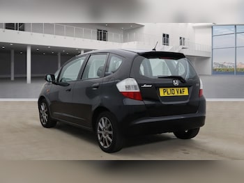 Used Honda Jazz 2010 for sale - 75847944: Photo