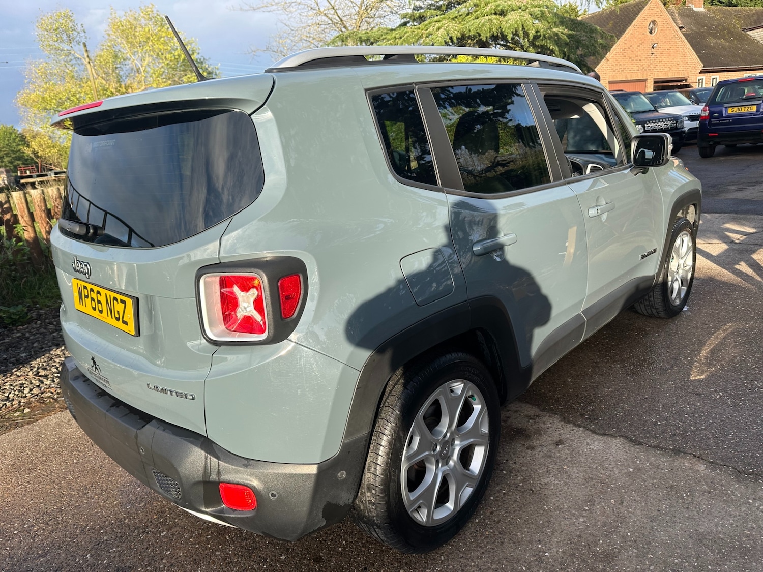 Used Jeep Renegade 2016 for sale - 76375635: Photo 5