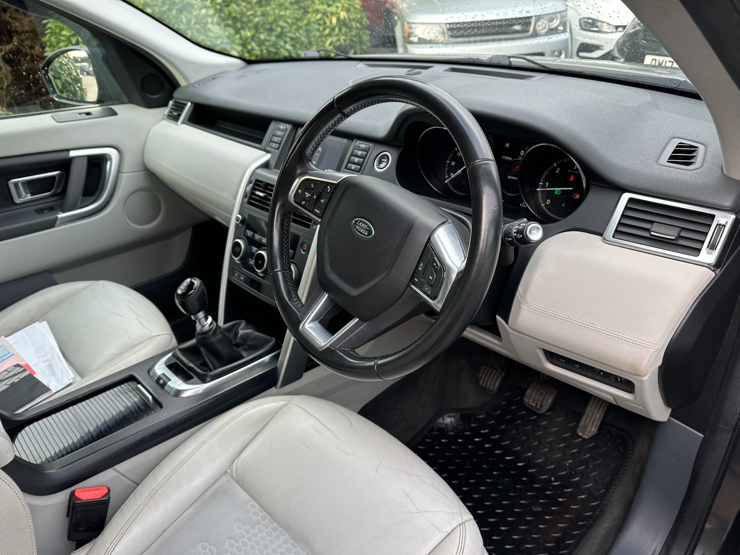 Used Land Rover Discovery Sport 2018 for sale - 76615878: Photo 11