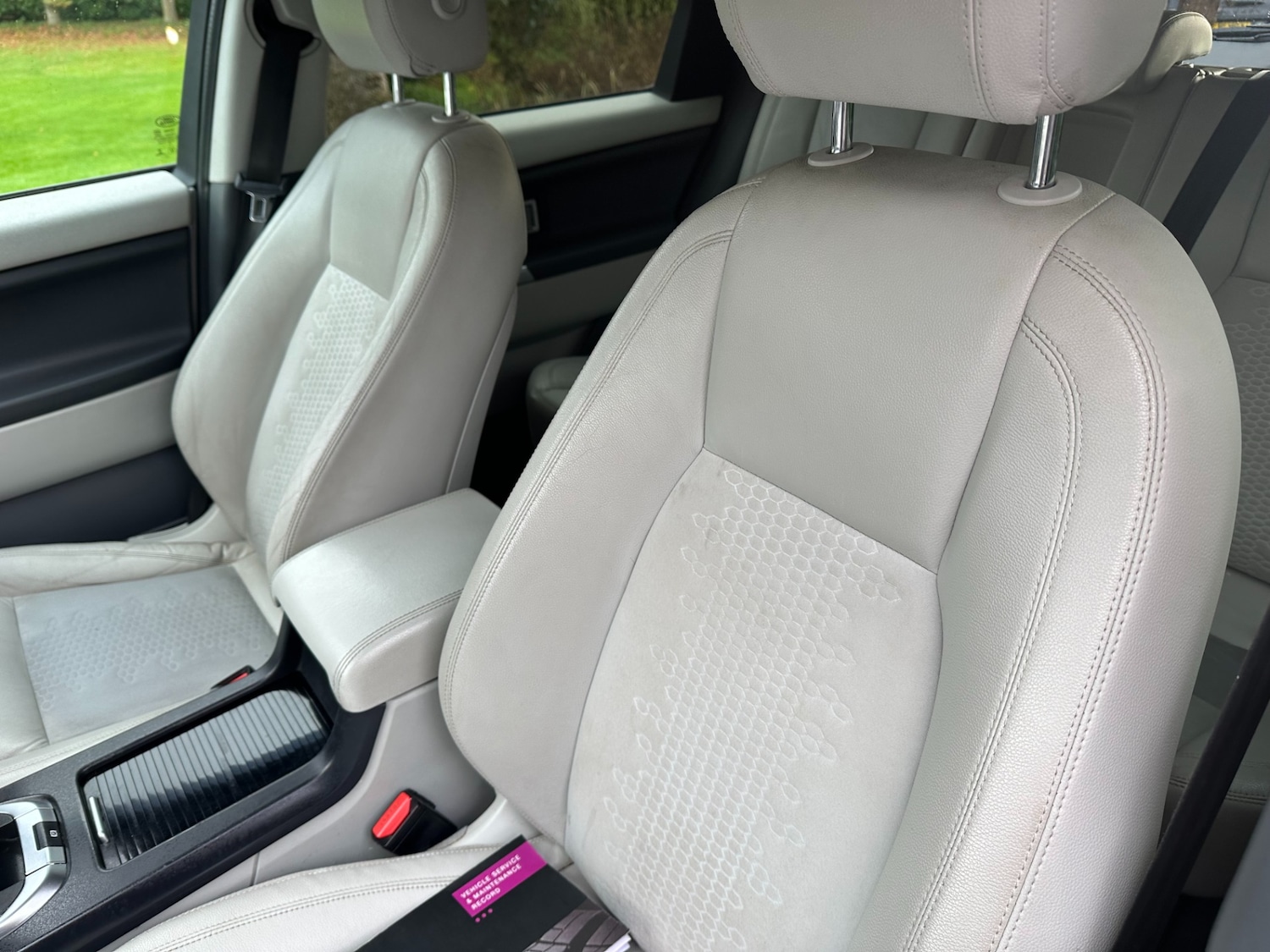 Used Land Rover Discovery Sport 2018 for sale - 76615878: Photo 12