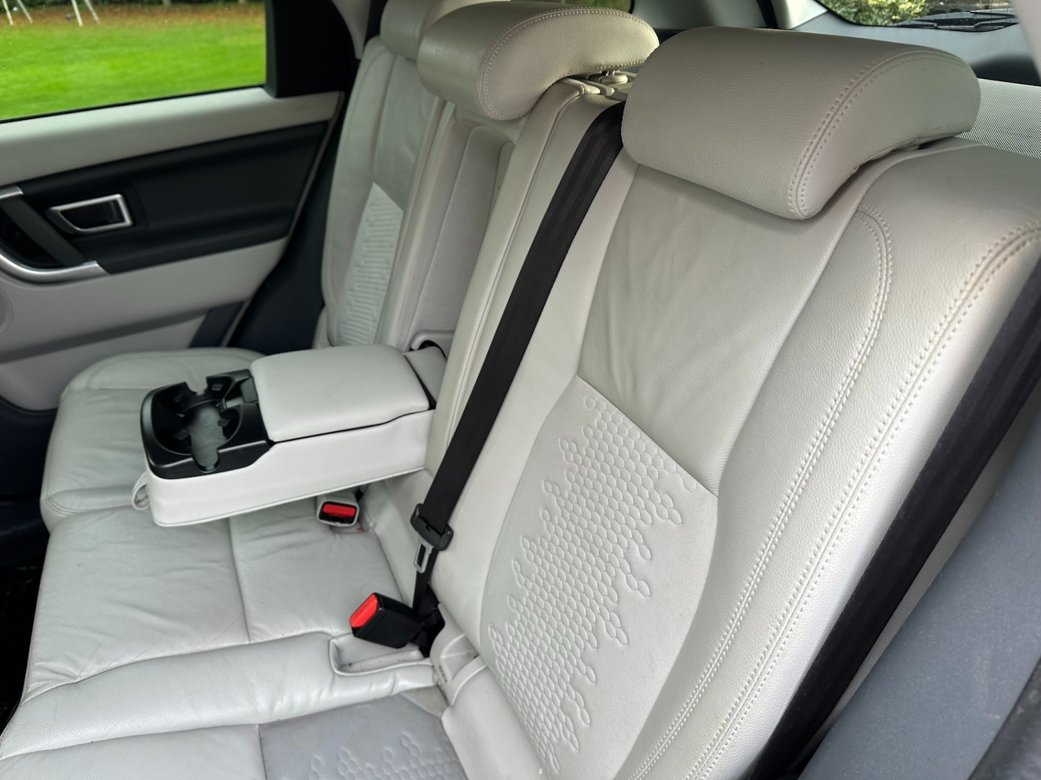 Used Land Rover Discovery Sport 2018 for sale - 76615878: Photo 13