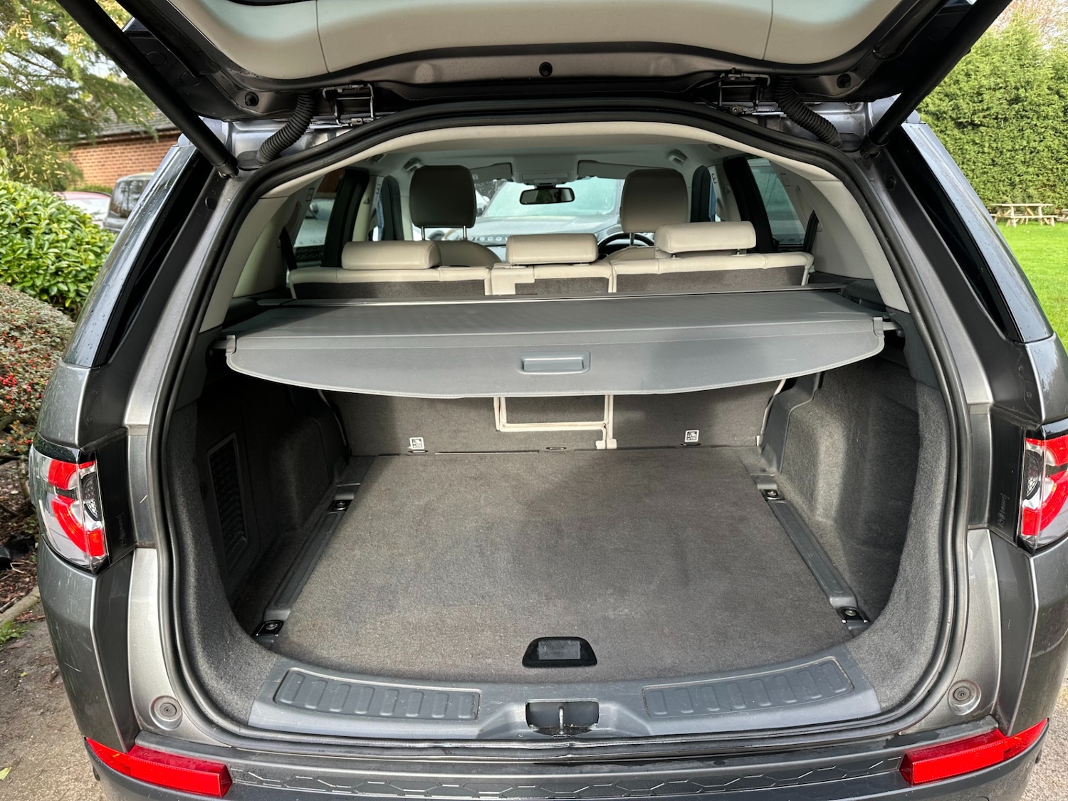 Used Land Rover Discovery Sport 2018 for sale - 76615878: Photo 18