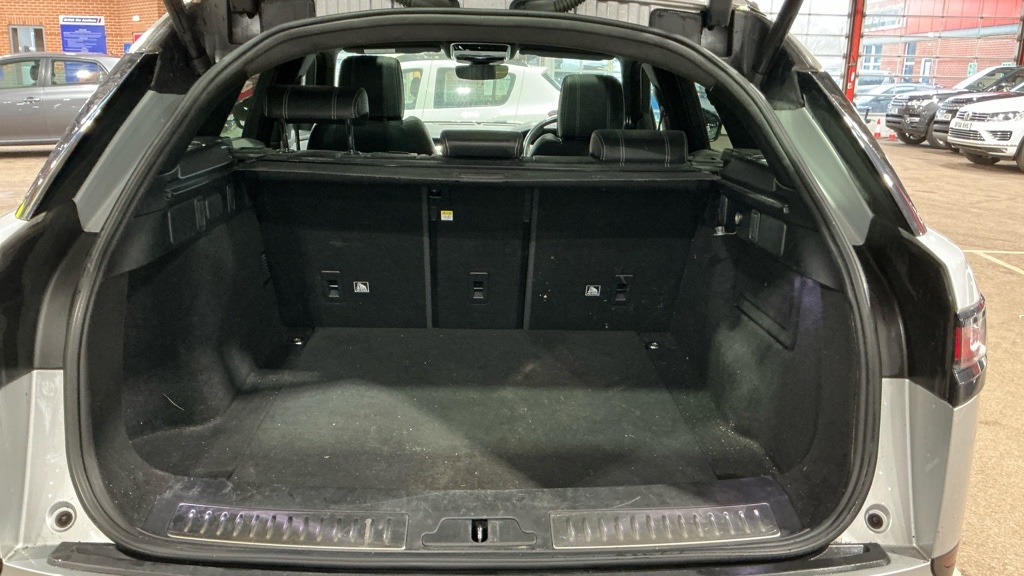 Used Land Rover Range Rover Velar 2019 for sale - 77689555: Photo 18