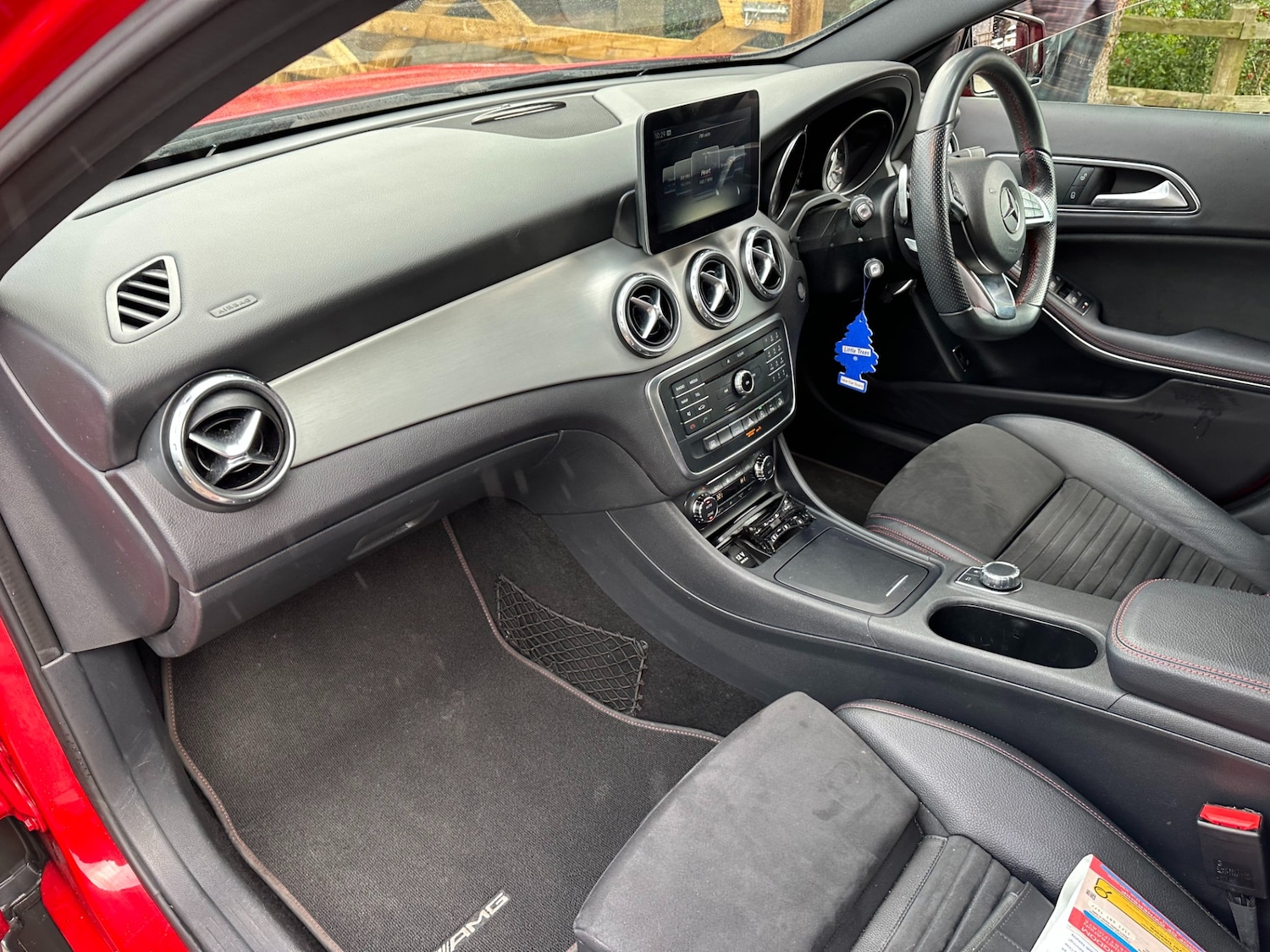 Used Mercedes-Benz GLA 2017 for sale - 76384656: Photo 10