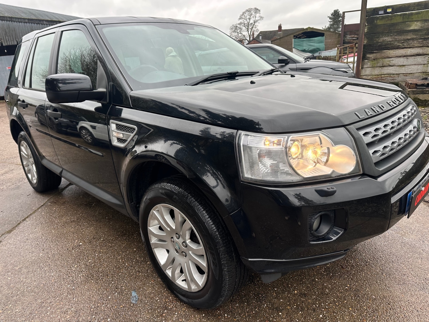 Used Land Rover Freelander 2012 for sale - 77342253: Photo 3