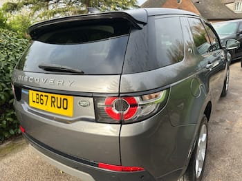 Used Land Rover Discovery Sport 2018 for sale - 79697226: Photo