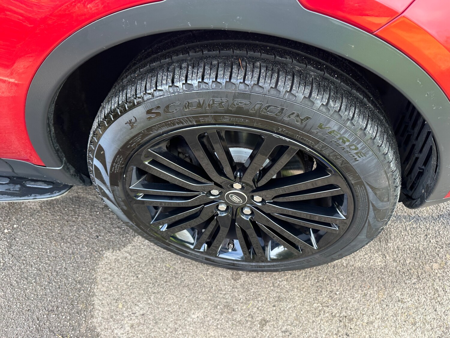 Used Land Rover Discovery 2017 for sale - 76405189: Photo 11