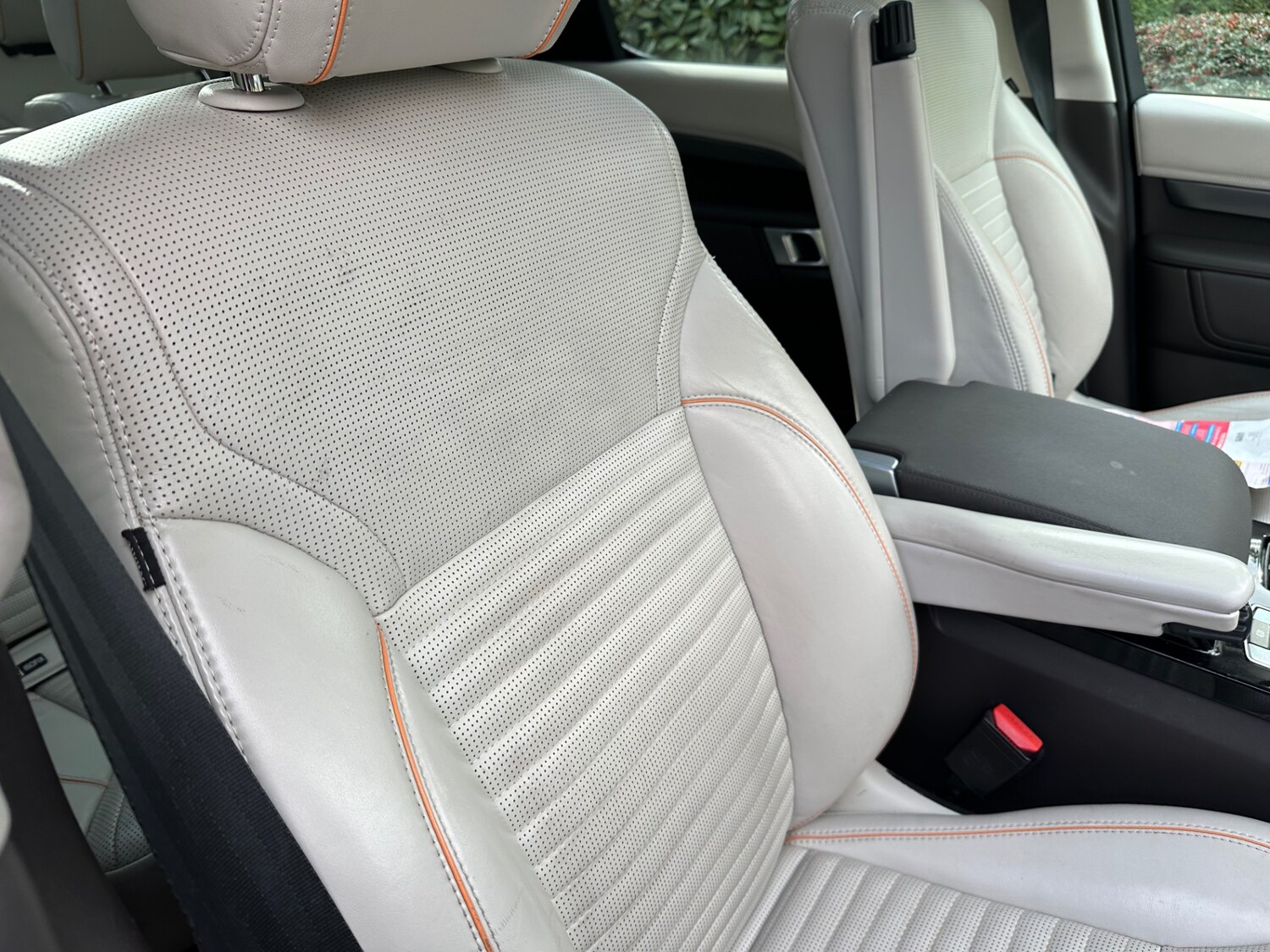 Used Land Rover Discovery 2017 for sale - 76405189: Photo 18