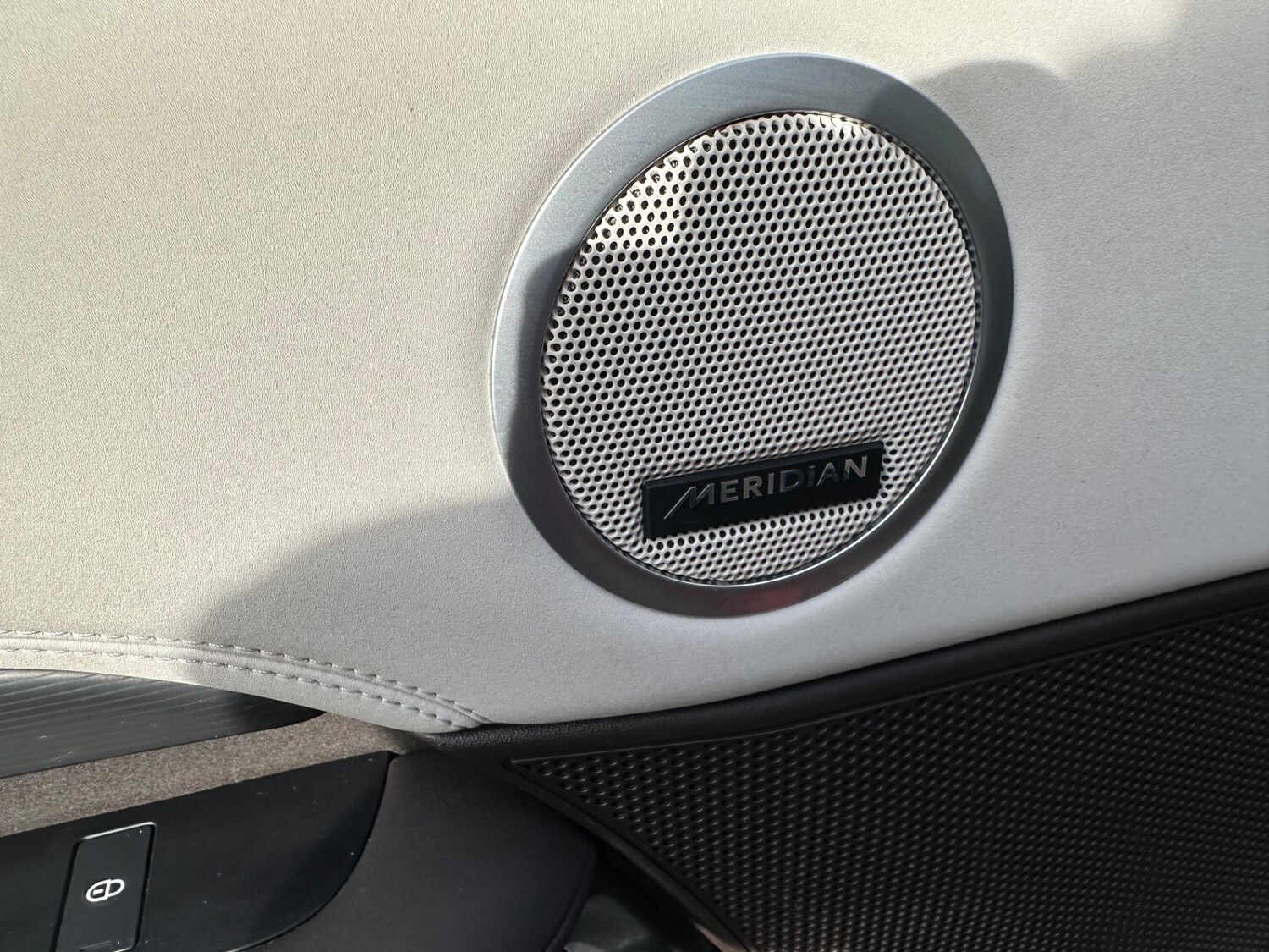 Used Land Rover Discovery 2017 for sale - 76405189: Photo 24