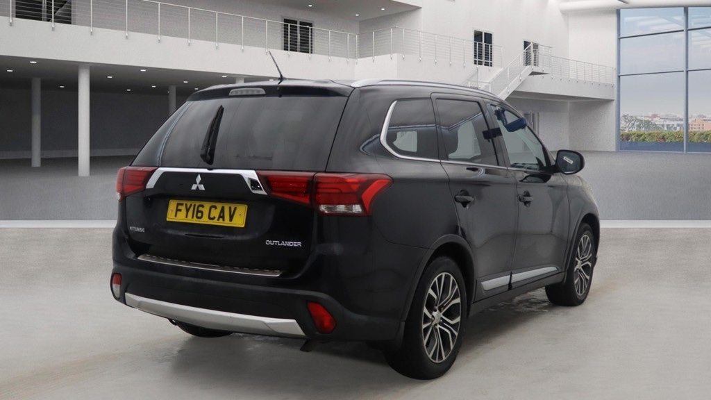 Used Mitsubishi Outlander 2016 for sale - 77607187: Photo 12
