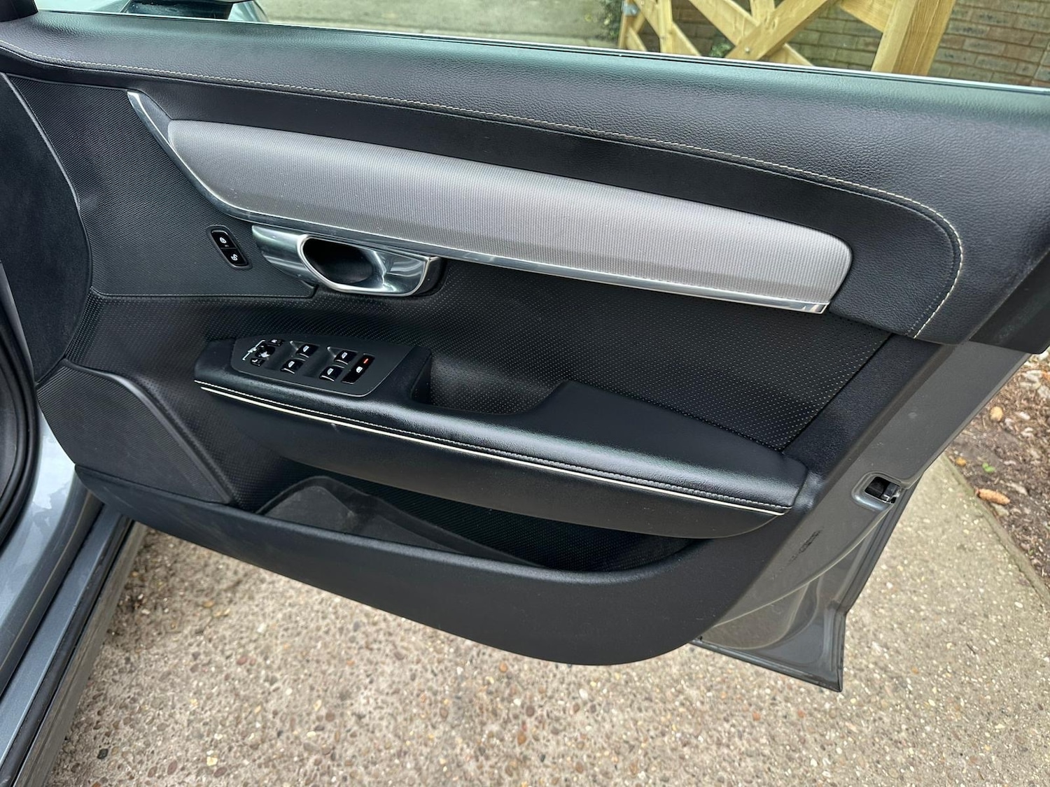 Used Volvo S90 2018 for sale - 76895249: Photo 18