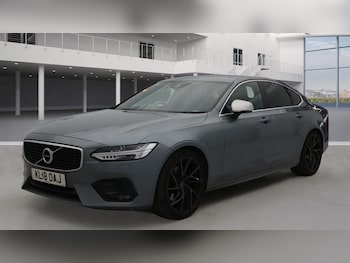 2018 (18) - 2.0 D5 PowerPulse R DESIGN 4dr AWD Geartronic