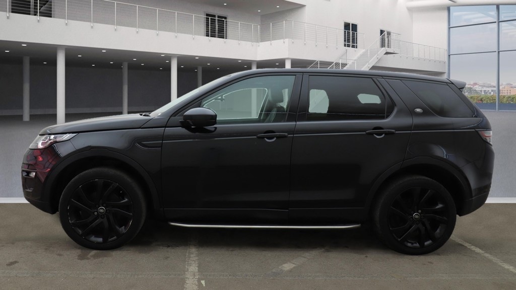 Used Land Rover Discovery Sport 2016 for sale - 76799588: Photo 13