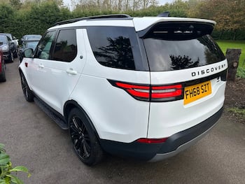 Used Land Rover Discovery 2018 for sale - 79697232: Photo