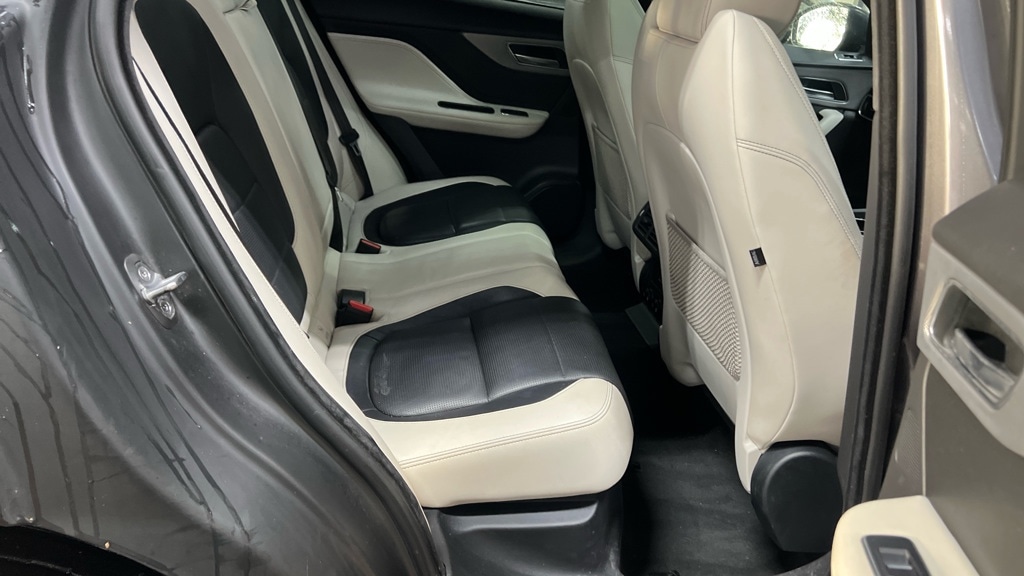 Used Jaguar F-Pace 2018 for sale - 77063448: Photo 15