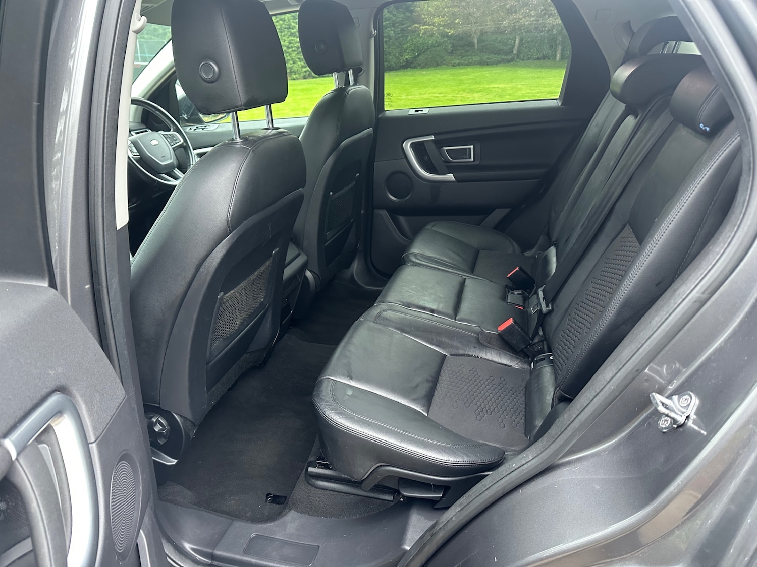 Used Land Rover Discovery Sport 2016 for sale - 76221877: Photo 12