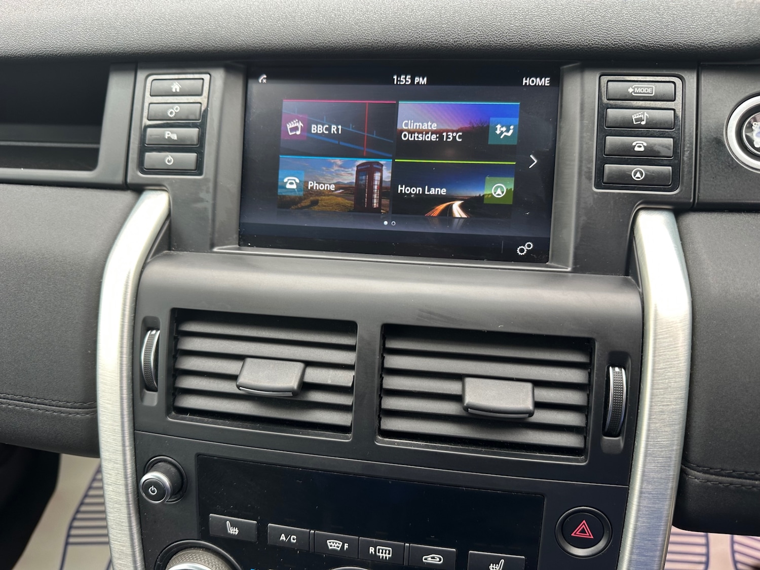 Used Land Rover Discovery Sport 2016 for sale - 76221877: Photo 17