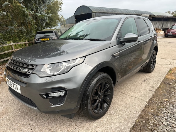 Used Land Rover Discovery Sport 2016 for sale - 76221877: Photo 1