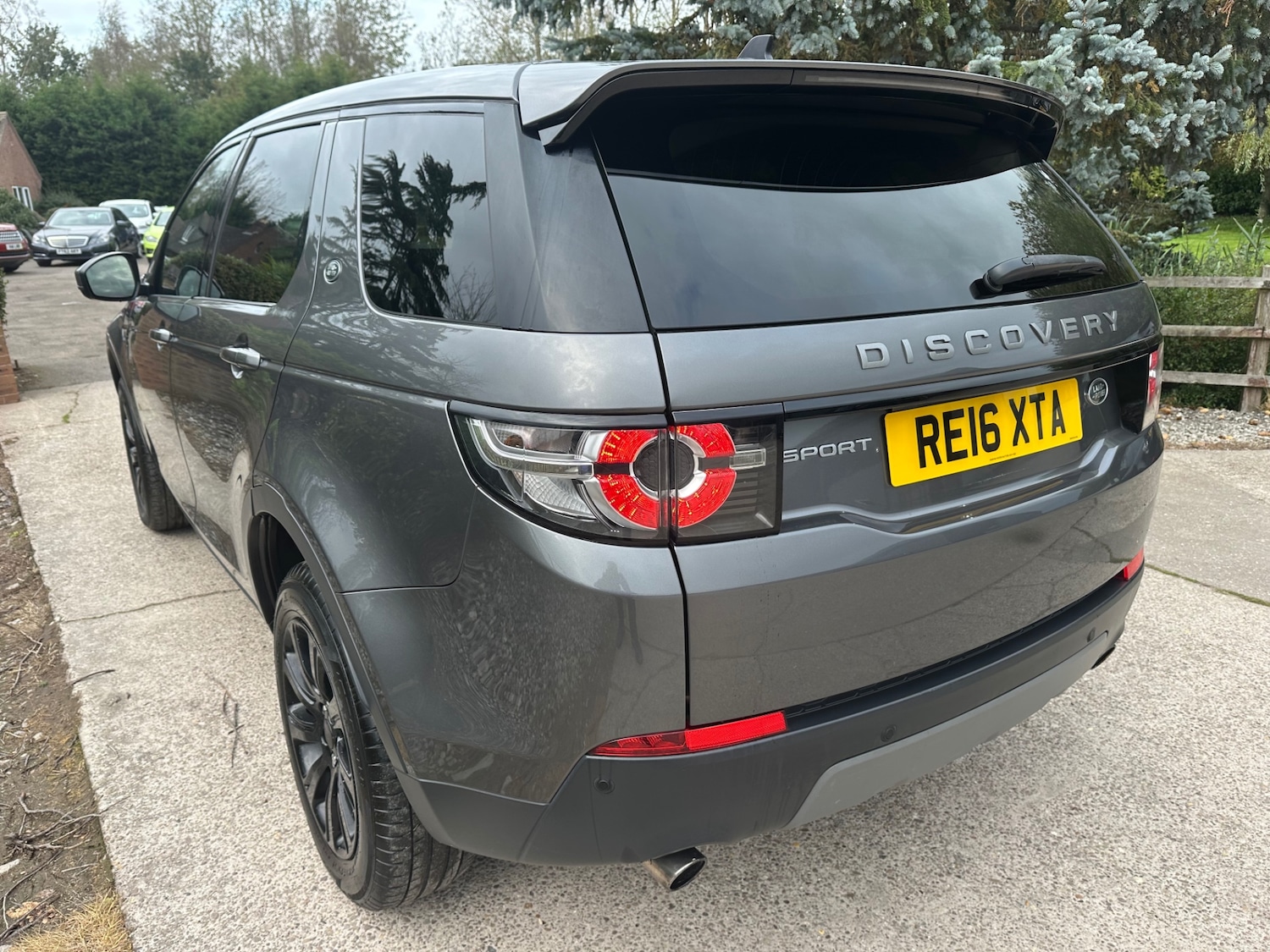 Used Land Rover Discovery Sport 2016 for sale - 76221877: Photo 5