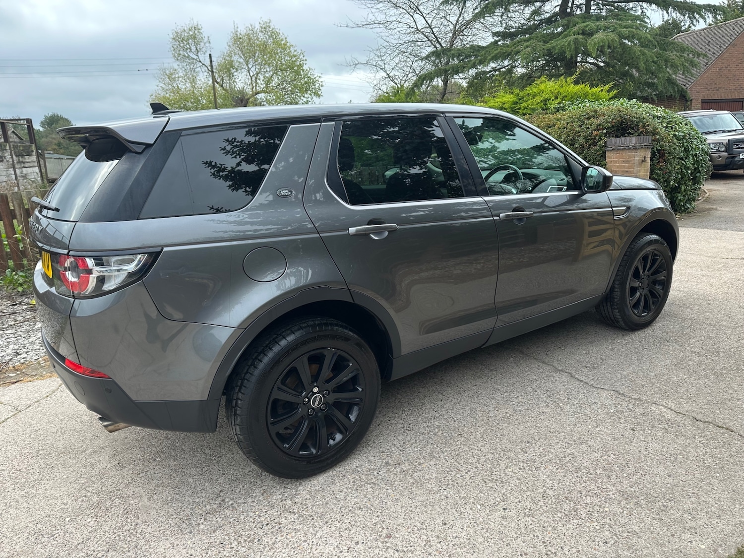 Used Land Rover Discovery Sport 2016 for sale - 76221877: Photo 7