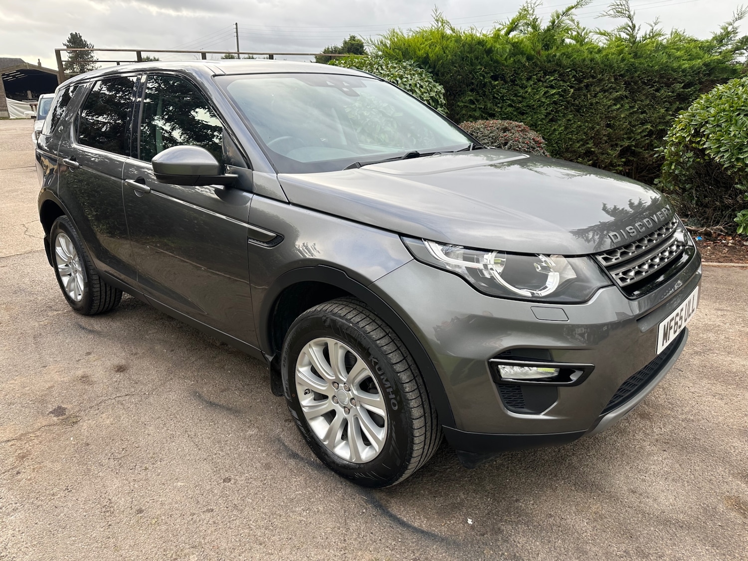 Used Land Rover Discovery Sport 2015 for sale - 76365106: Photo 1