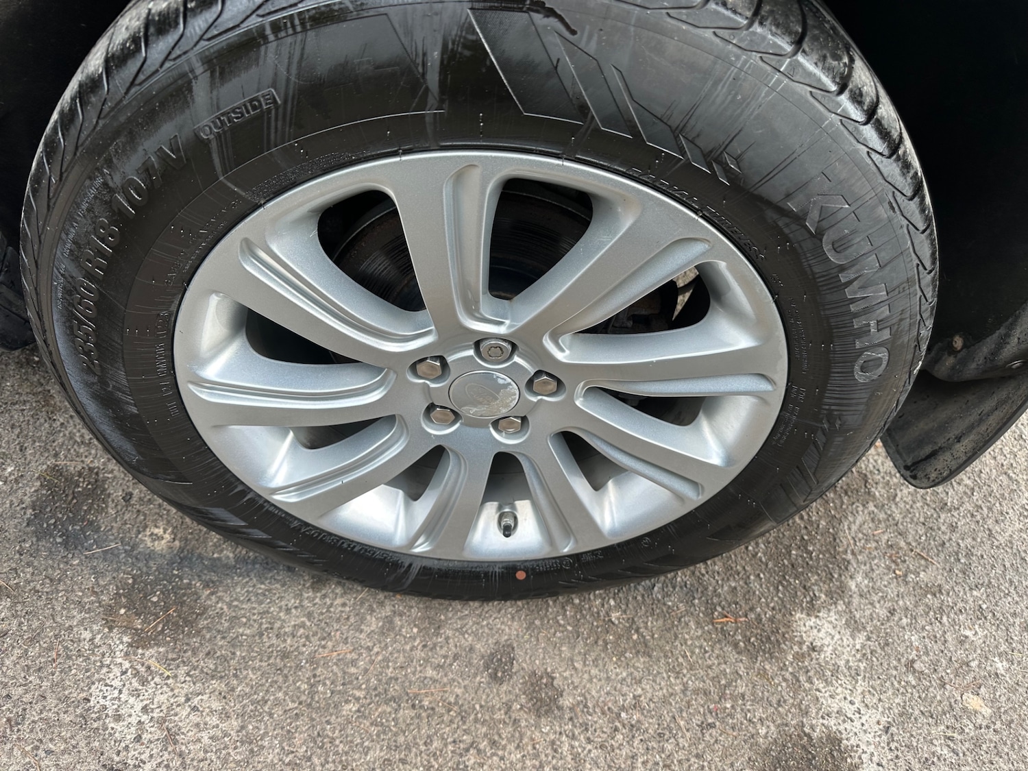 Used Land Rover Discovery Sport 2015 for sale - 76365106: Photo 4