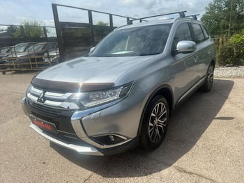 Used Mitsubishi Outlander 2017 for sale - 79697107: Photo