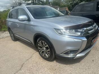 Used Mitsubishi Outlander 2017 for sale - 79697107: Photo