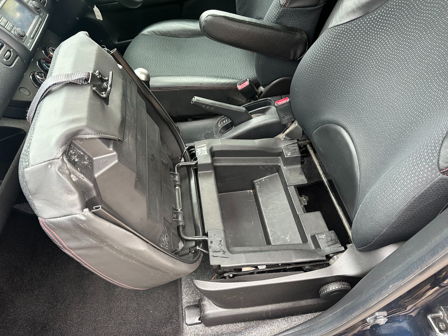 Used Nissan Note 2010 for sale - 75871093: Photo 13