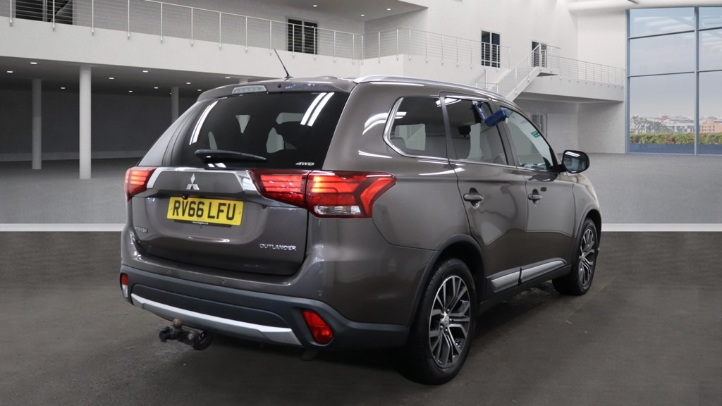 Used Mitsubishi Outlander 2016 for sale - 77542535: Photo 10