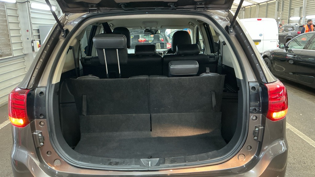 Used Mitsubishi Outlander 2016 for sale - 77542535: Photo 13