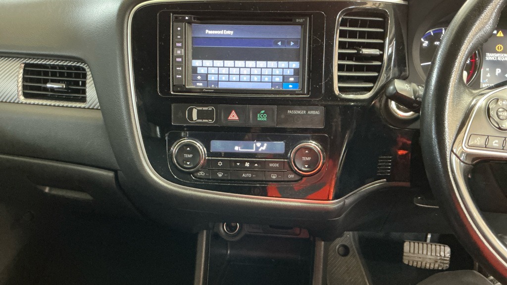 Used Mitsubishi Outlander 2016 for sale - 77542535: Photo 14