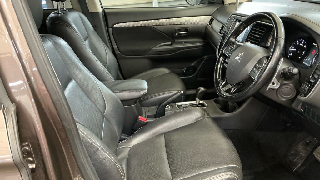 Used Mitsubishi Outlander 2016 for sale - 77542535: Photo 16