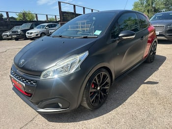 Used Peugeot 208 2016 for sale - 79697147: Photo