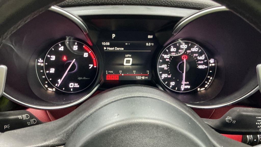 Used Alfa Romeo Giulia 2017 for sale - 76799611: Photo 12