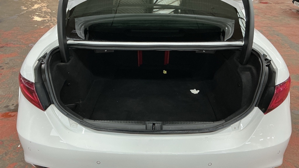 Used Alfa Romeo Giulia 2017 for sale - 76799611: Photo 14