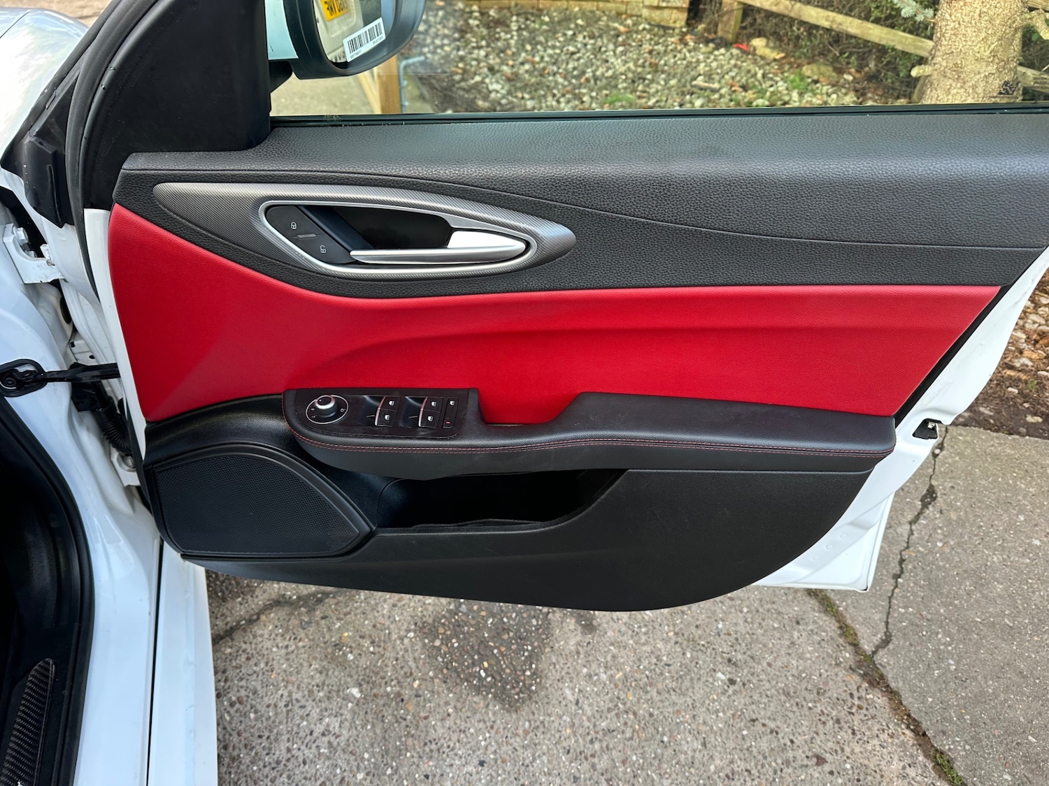 Used Alfa Romeo Giulia 2017 for sale - 76799611: Photo 15