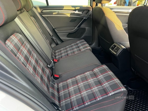 Used Volkswagen Golf 2015 for sale - 76419546: Photo 5