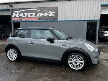 Used MINI Hatch 2017 for sale - 75590232: Photo